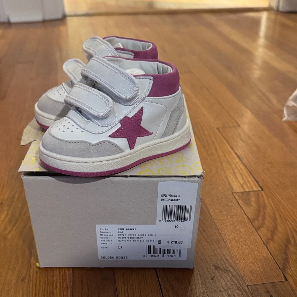 Golden Goose Kids Sneakers with Pink Star and White Base